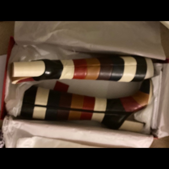 HOST PICK‼️Valentino Garavani Leather Color-Bloc Knee-Hi Boot - Picture 5 of 16